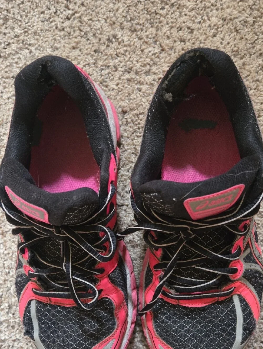 ASICS Women's Black and Pink Athletic Running Used Sneakers